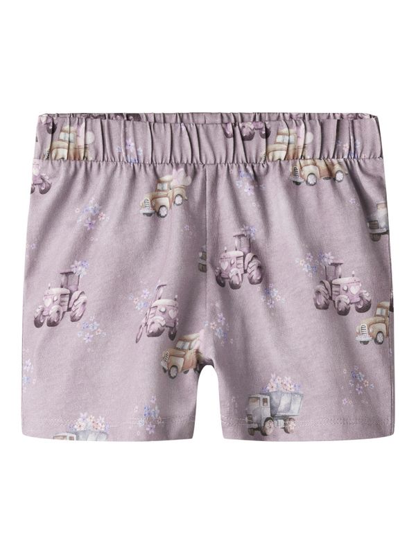 Nmfhelga lilla shorts med kjøretøy og blomster