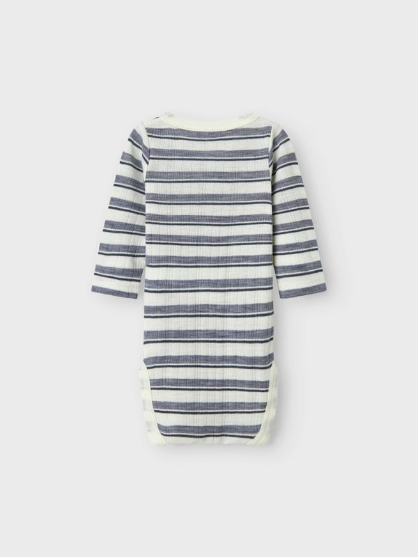 Nbmwang offwhite og blågrå stripete ullbody