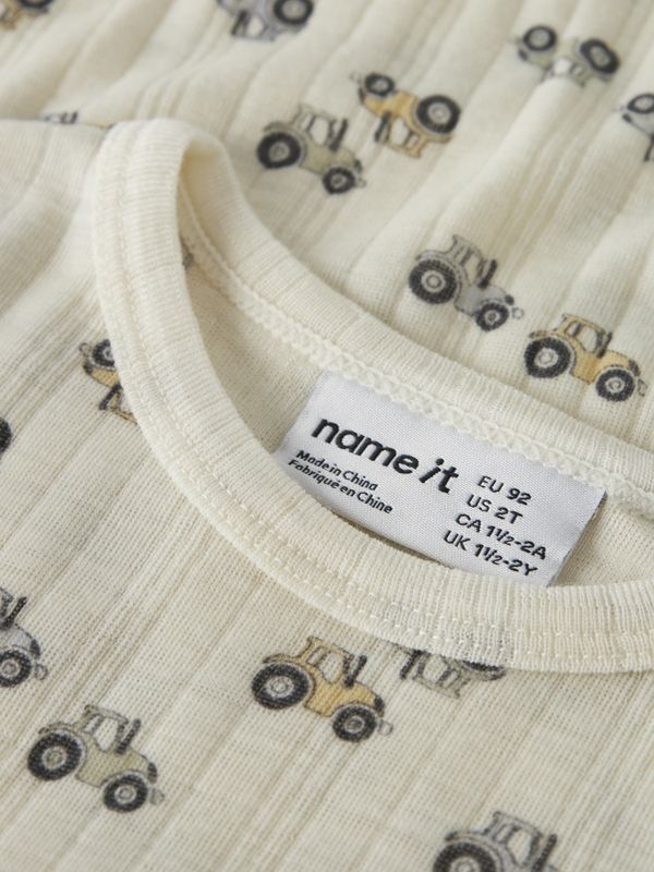 Nmmwang offwhite ullgenser m/traktorer